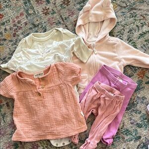 Baby Girl Clothing Set in Pink and White